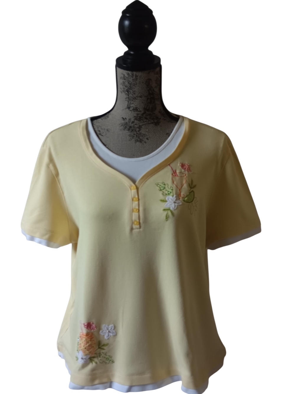 Alfred Dunner womens yellow embroidered tropical drink short-sleeve top size PXL